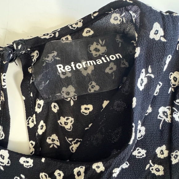Reformation Dress Black Floral Back Keyhole Short Sleeve Milkmaid Size‎ 4 - Picture 6 of 9
